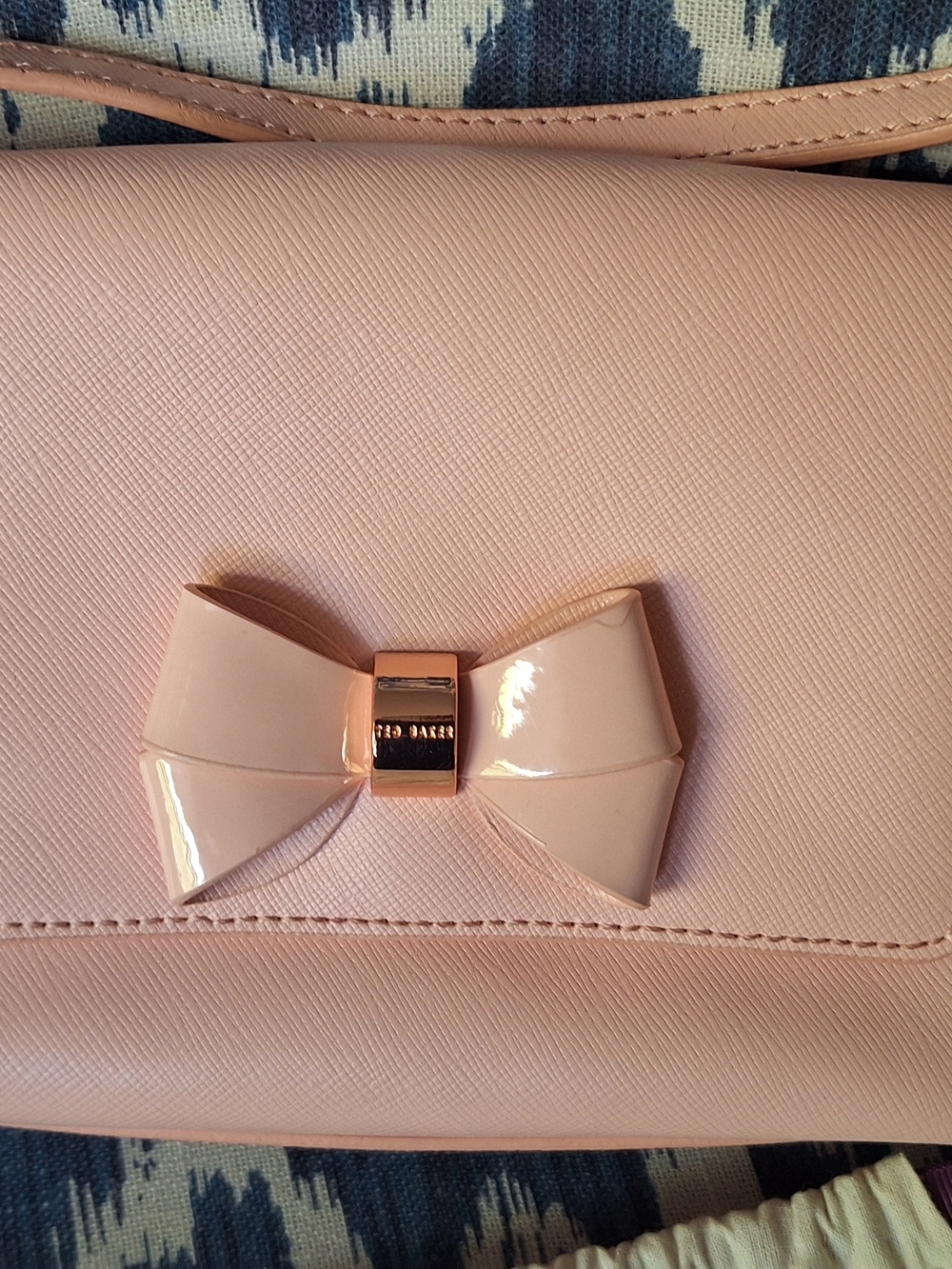 Ted Baker Pink Bow Crossbody Bag - Picture 3 of 7